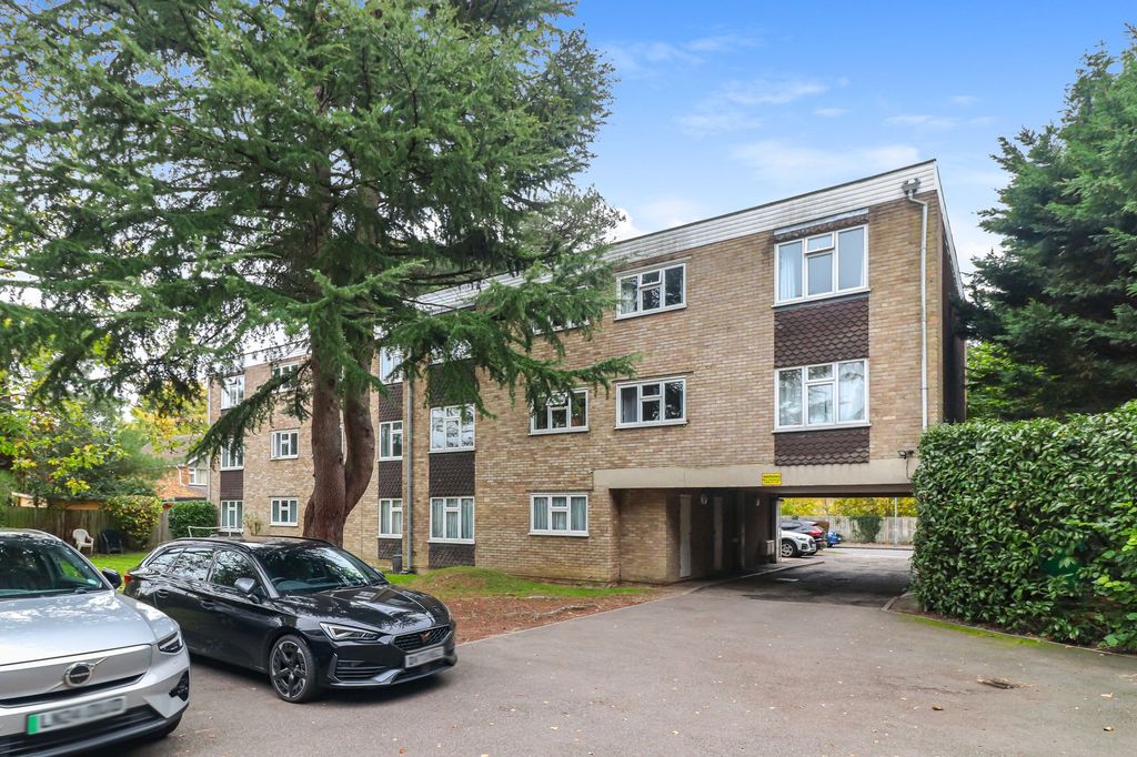 Property photo 3 of 15