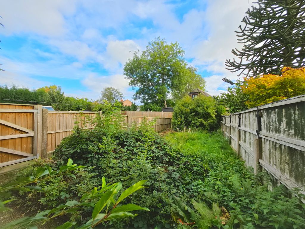 Property photo 2 of 20