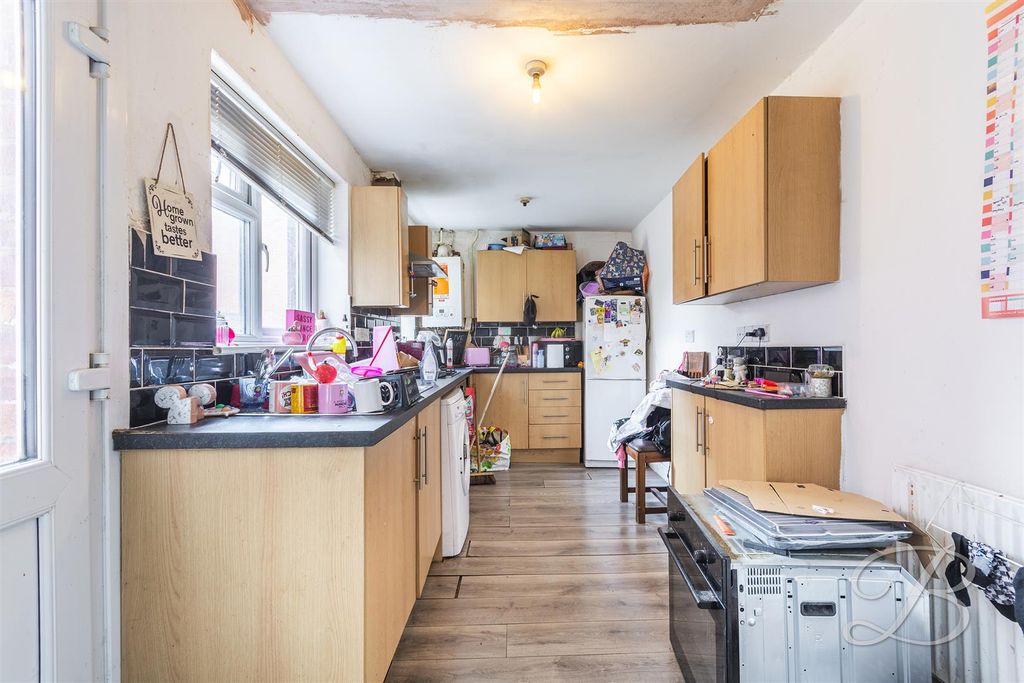 Property photo 3 of 19 CC9.Jpg