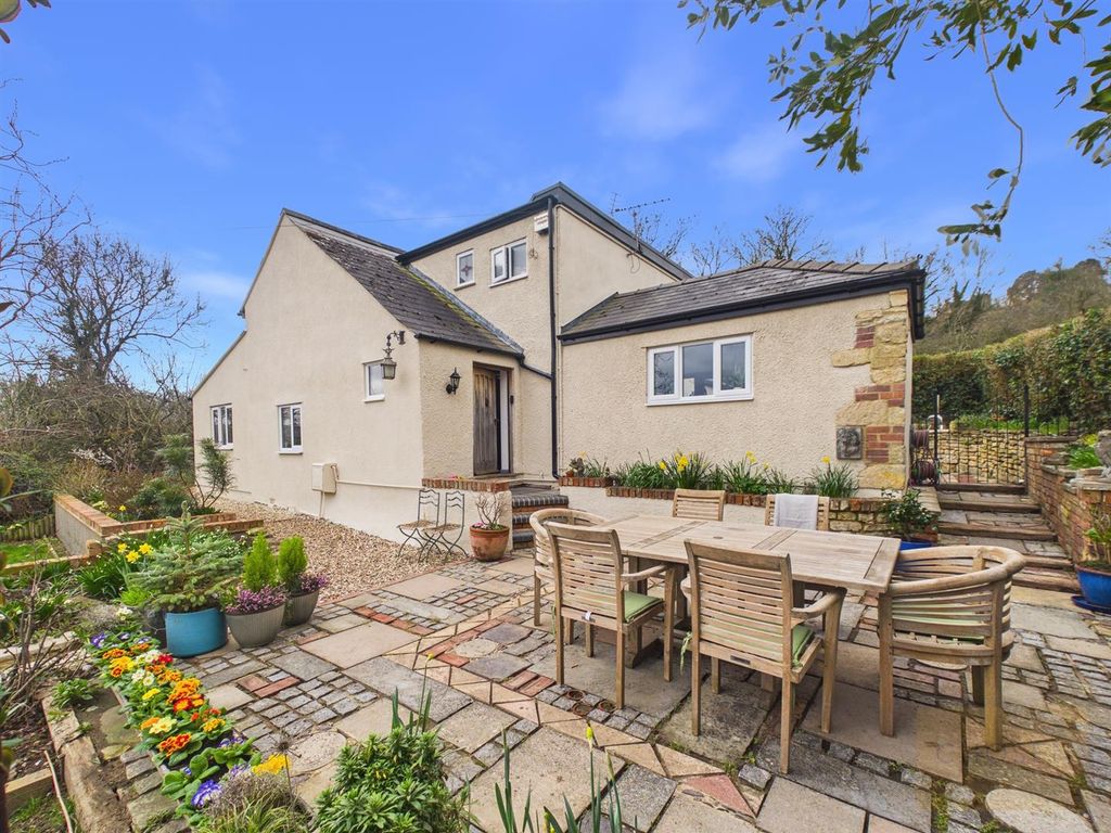 Property photo 3 of 29