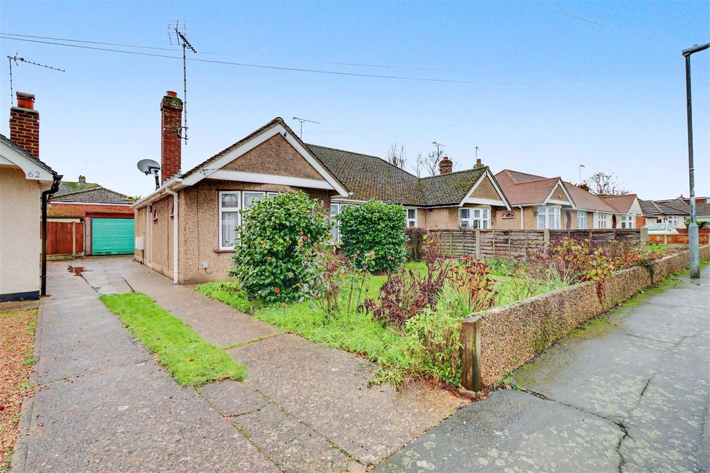 Property photo 1 of 11 60 Lucerne Int&Ext-16.Jpg