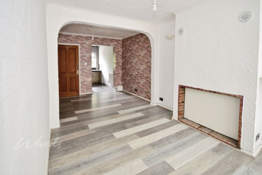 Property photo 3 of 10 Hawthorn Lounge