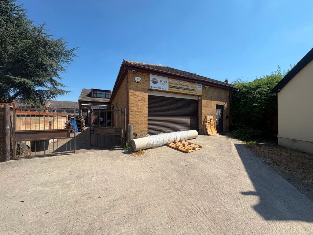 Property photo 1 of 13