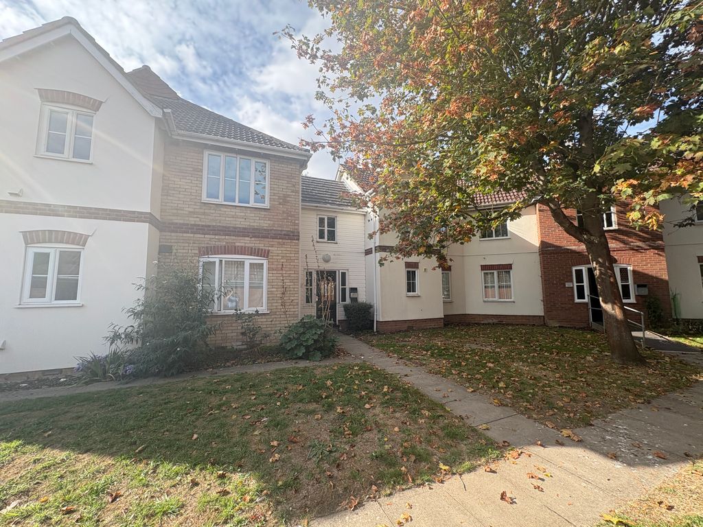 Property photo 1 of 6 External
