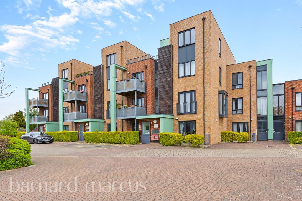 Property photo 1 of 10