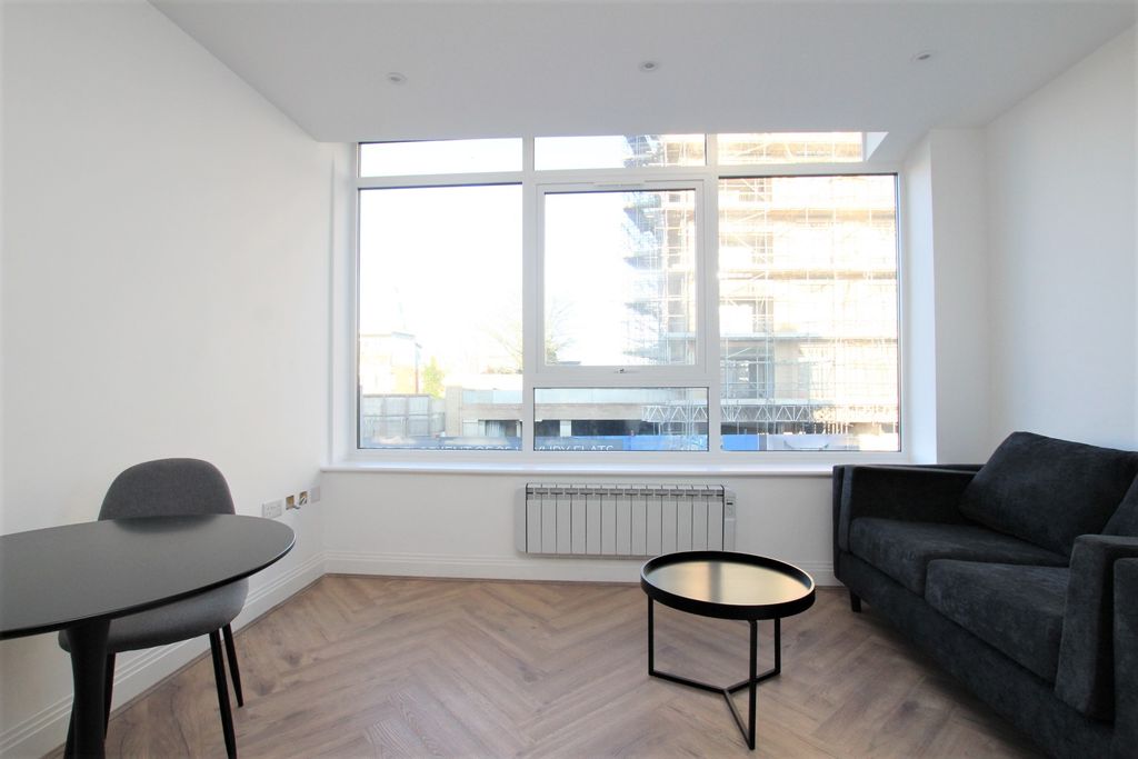Property photo 1 of 6