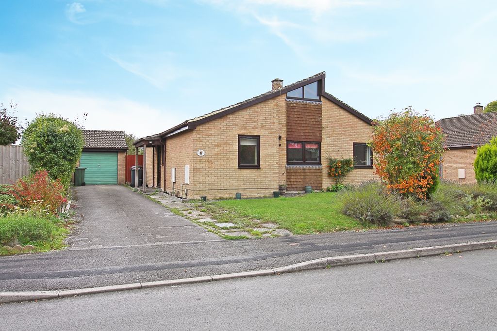 Property photo 1 of 15