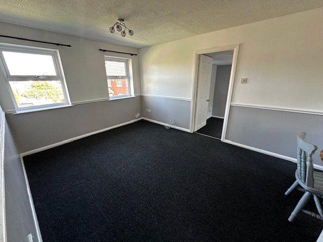 Property photo 3 of 7 Picture No. 10