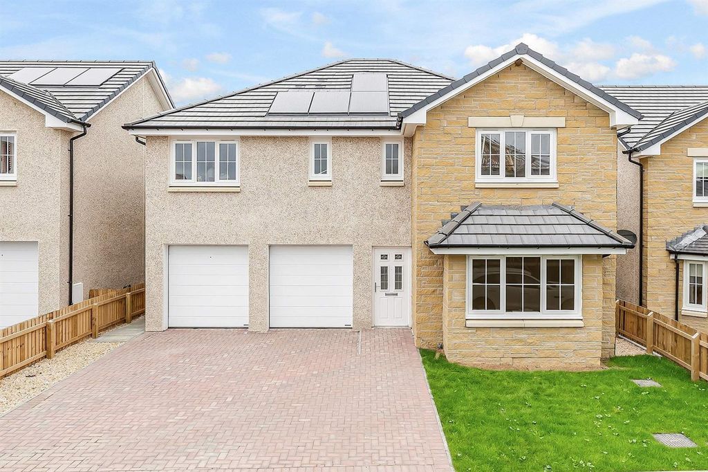 Property photo 1 of 38 Front View - Turnberry