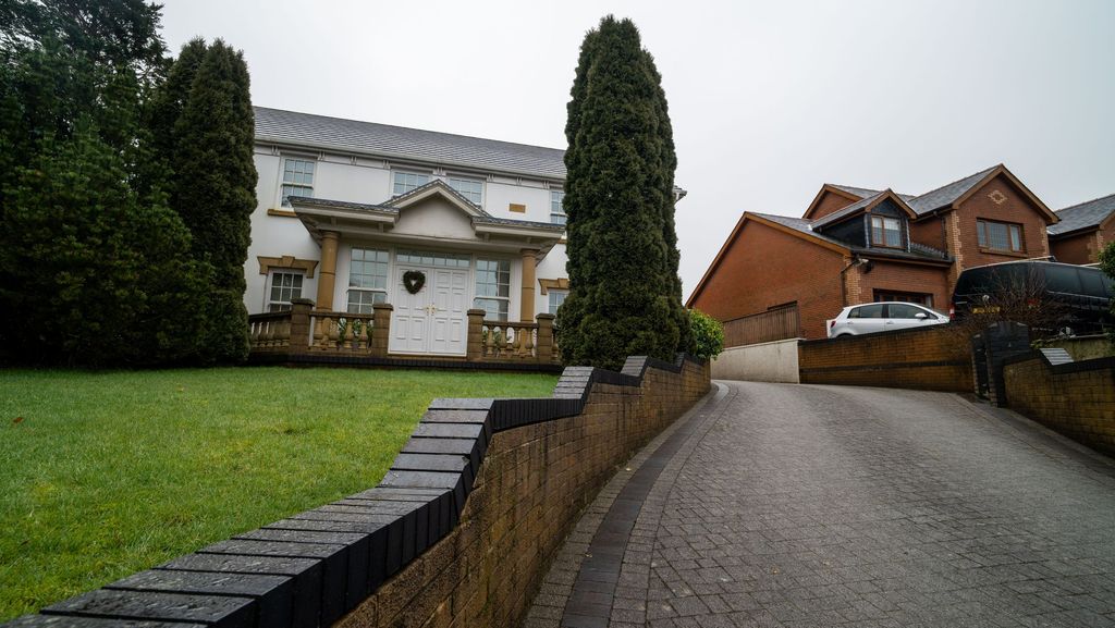 Additional image 7 of 4 bed detached house for saleBethania House, 52 Bethania Road, Upper Tumble, Carmarthenshire SA14