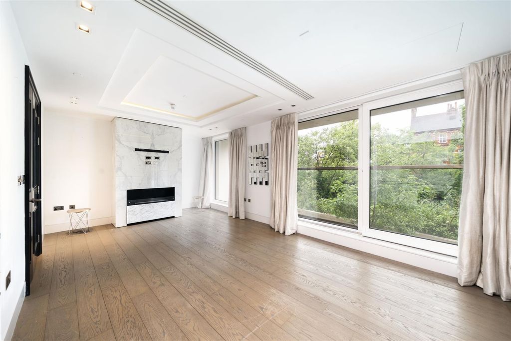 Property photo 1 of 10 P03 (52).Jpg
