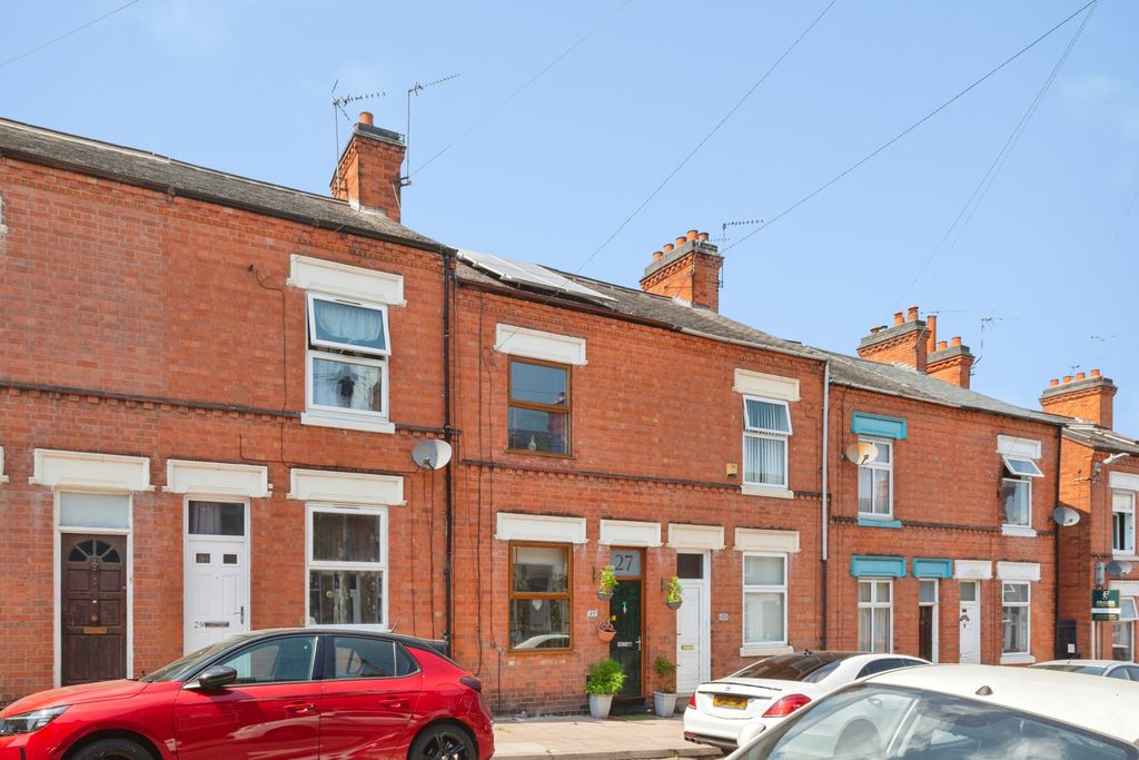 Property photo 2 of 22