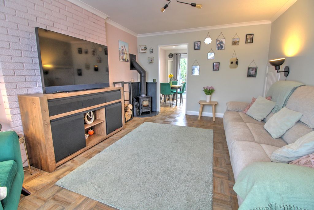 Property photo 2 of 12 Photo #2