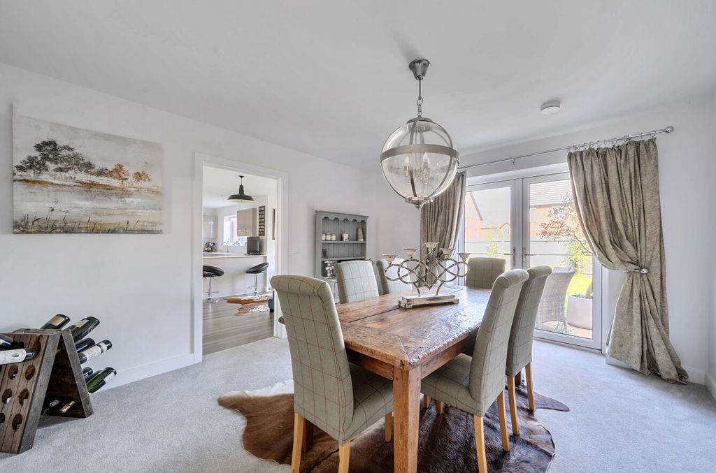 Property photo 3 of 23 1447391-17-69E8E6...