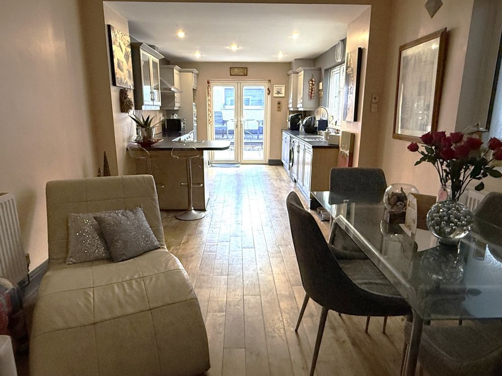 Property photo 3 of 17 Not Specified