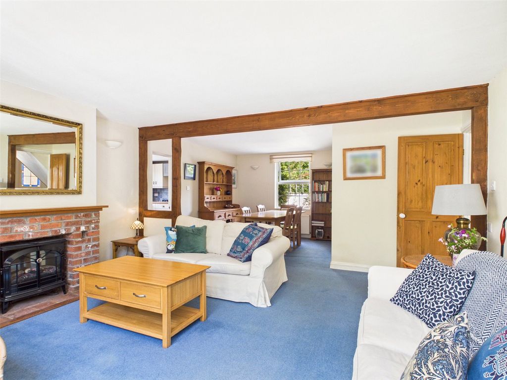 Property photo 2 of 14 Picture No. 04