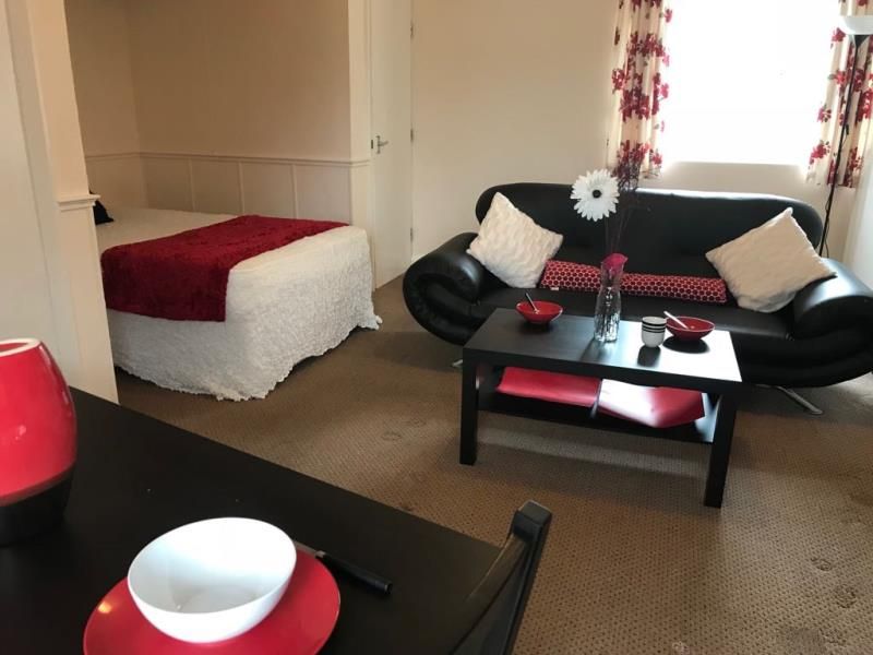 Property photo 2 of 6