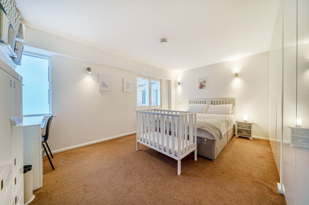 Property photo 3 of 16 Picture No. 06
