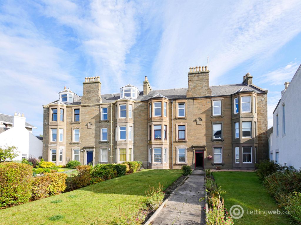 Property photo 1 of 3