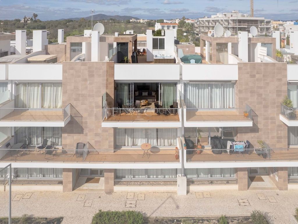 Property photo 2 of 30