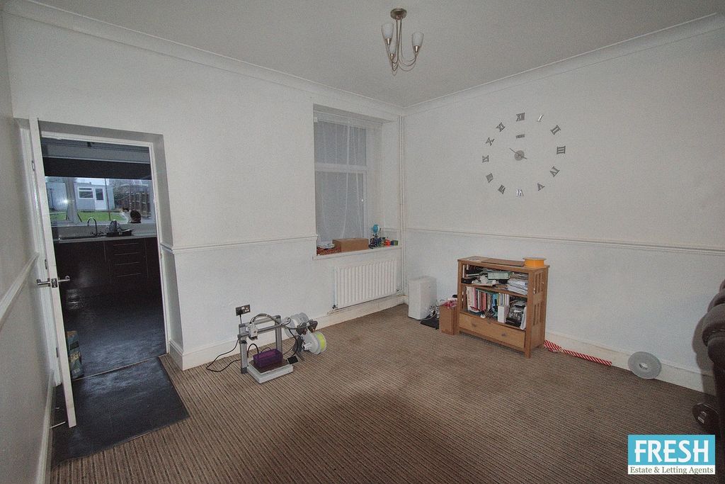 Property photo 3 of 16