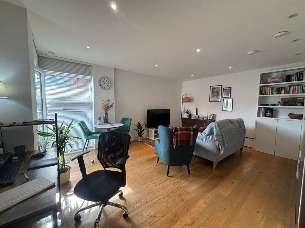Property photo 3 of 12