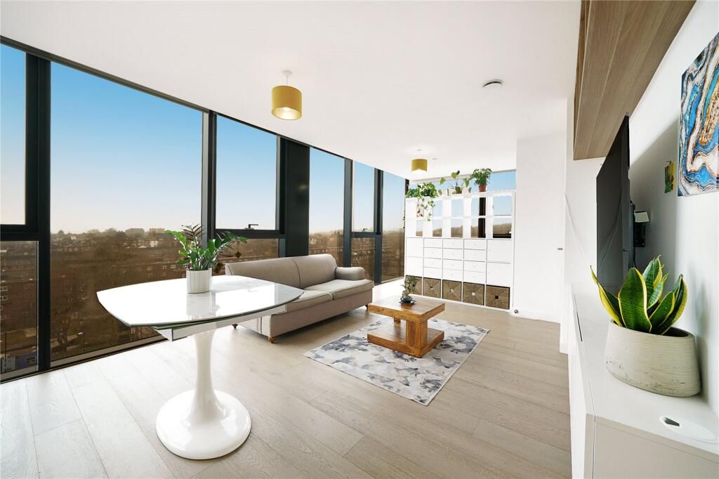 Property photo 1 of 11