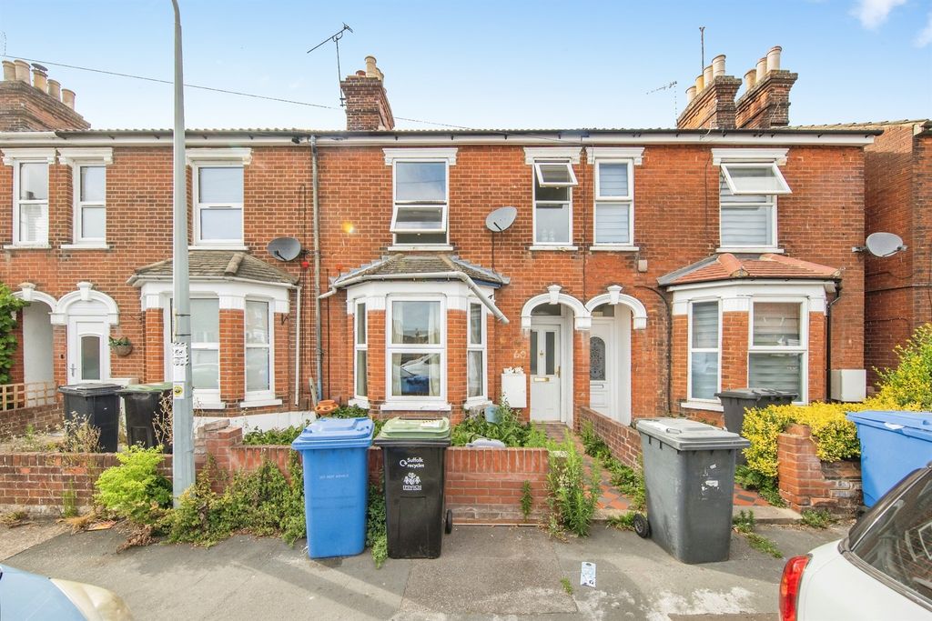 Property photo 1 of 16