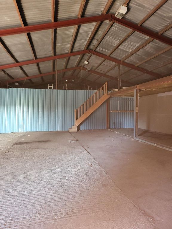 Property photo 1 of 4