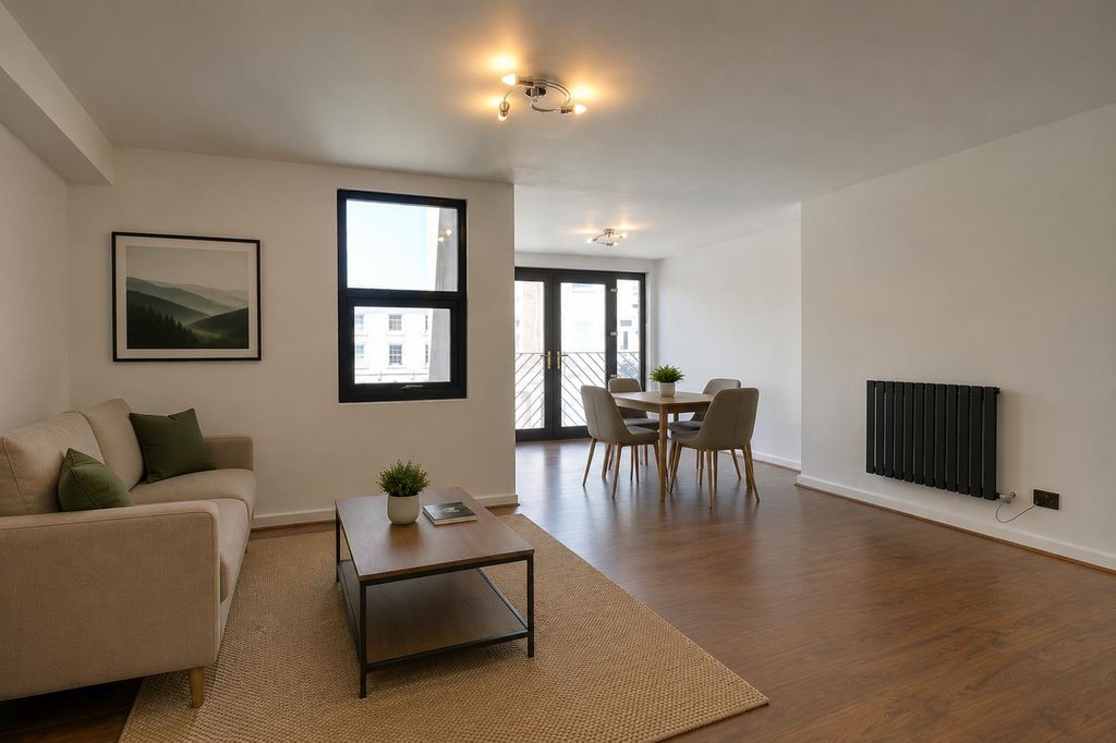 Property photo 3 of 13 6D41E354-Bf1F-4Ad3-9622-F766B96Ab0C2.Png