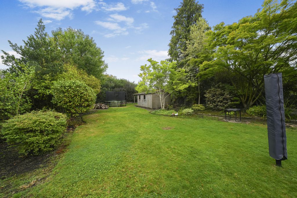 Property photo 3 of 23