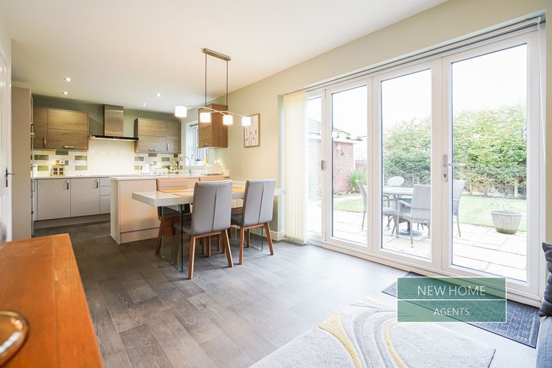 Property photo 2 of 36 Photo 25