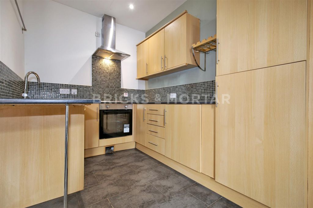 Property photo 3 of 8 Img_0620.Jpg_Enhanced.Jpg