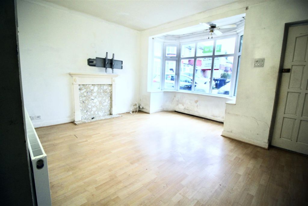 Additional image 5 of 3 bed terraced house for saleWarren Drive, Greenford UB6