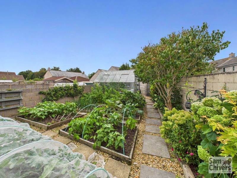 Property photo 3 of 36 Photo 34