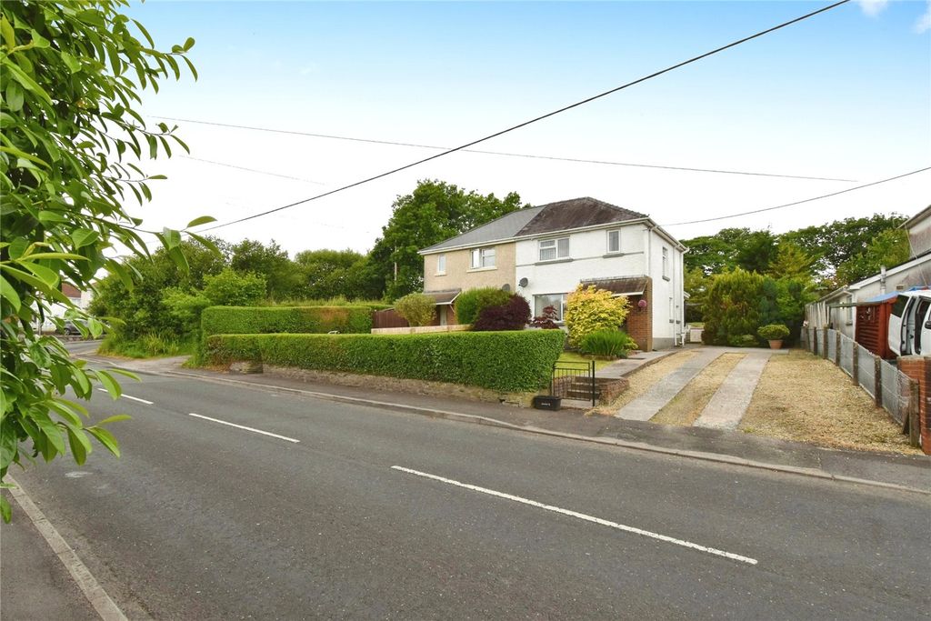 Property photo 2 of 18 Picture No. 29