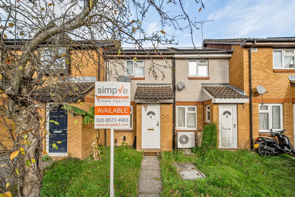 Property photo 1 of 13 Photo 14