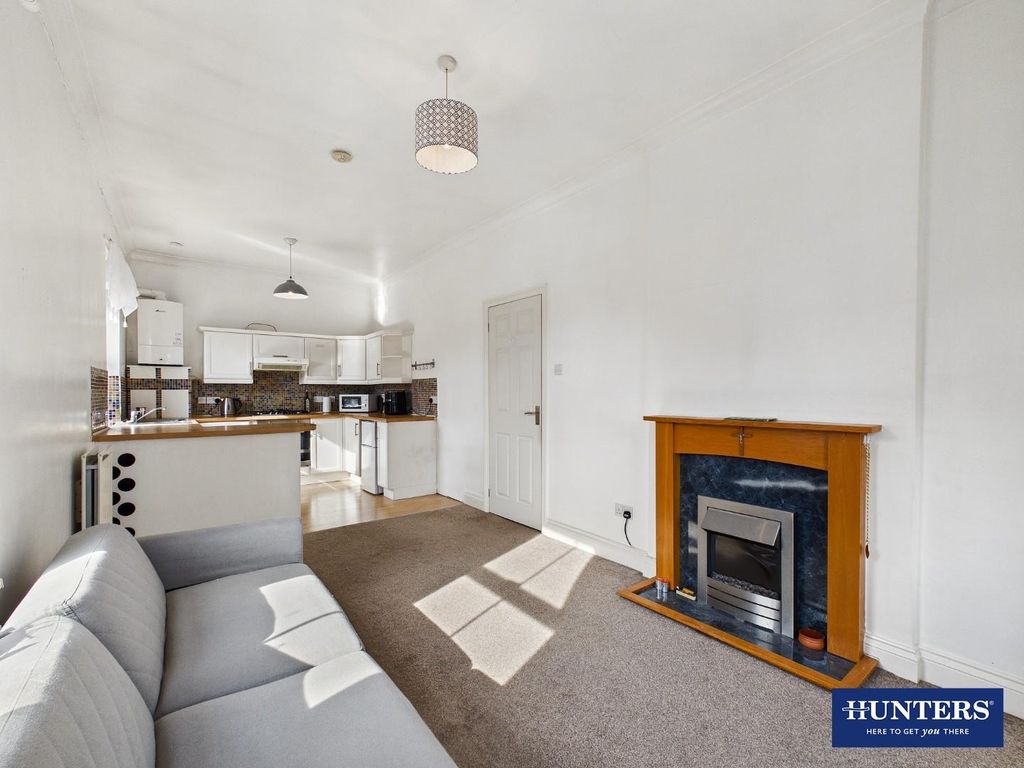 Property photo 3 of 11 Living Room & Kitchen