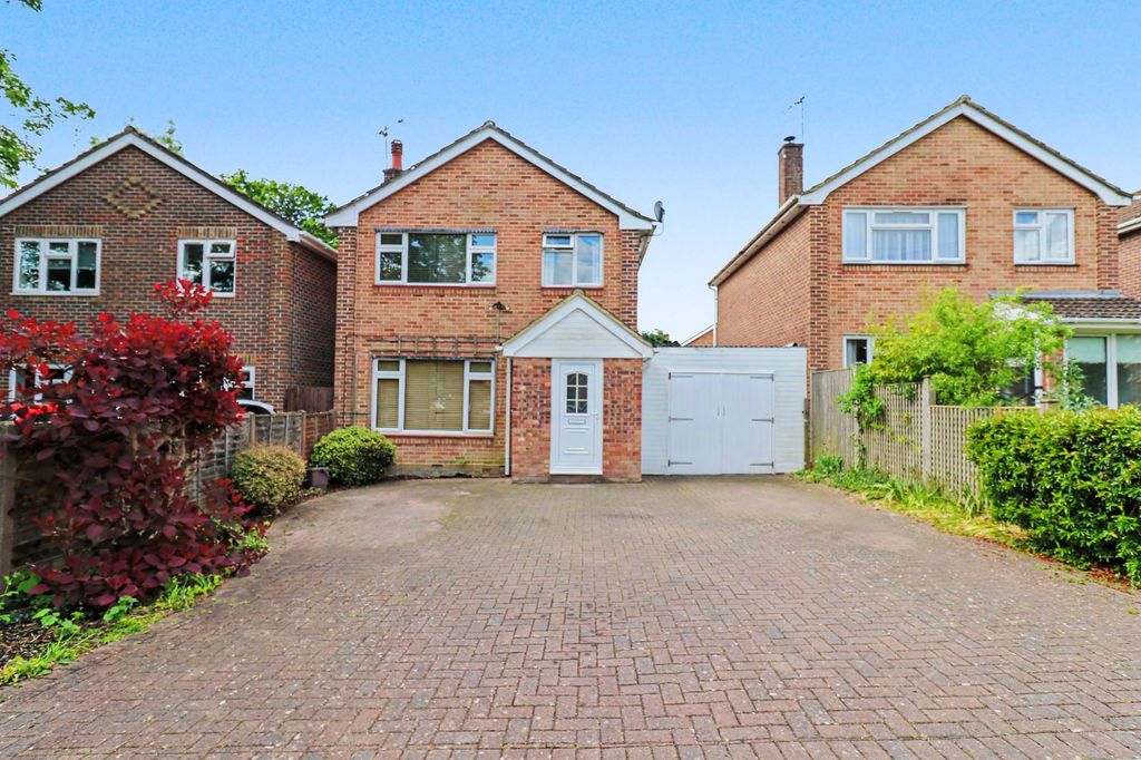 Property photo 1 of 12