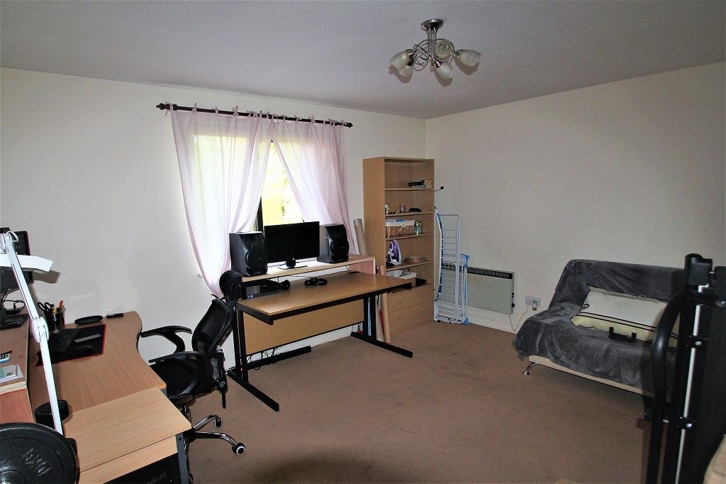 Property photo 3 of 5