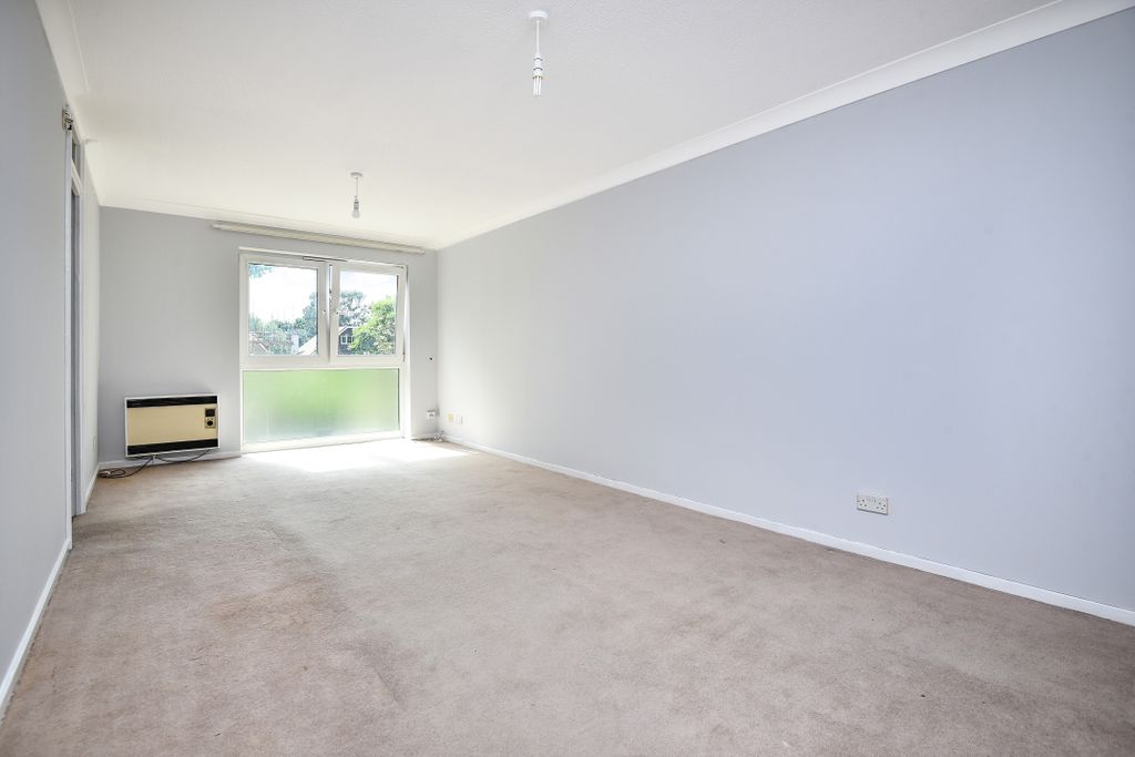 Property photo 3 of 8