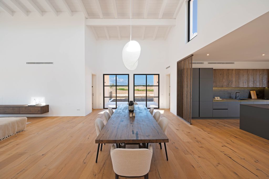 Property photo 3 of 20 Web-11.Jpg