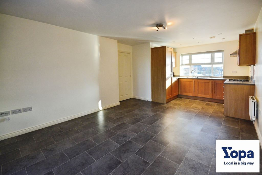 Property photo 2 of 11 Photo #2