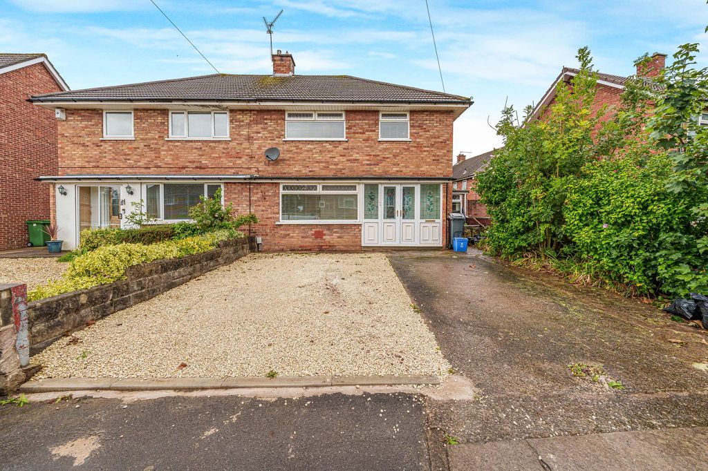 Property photo 1 of 19