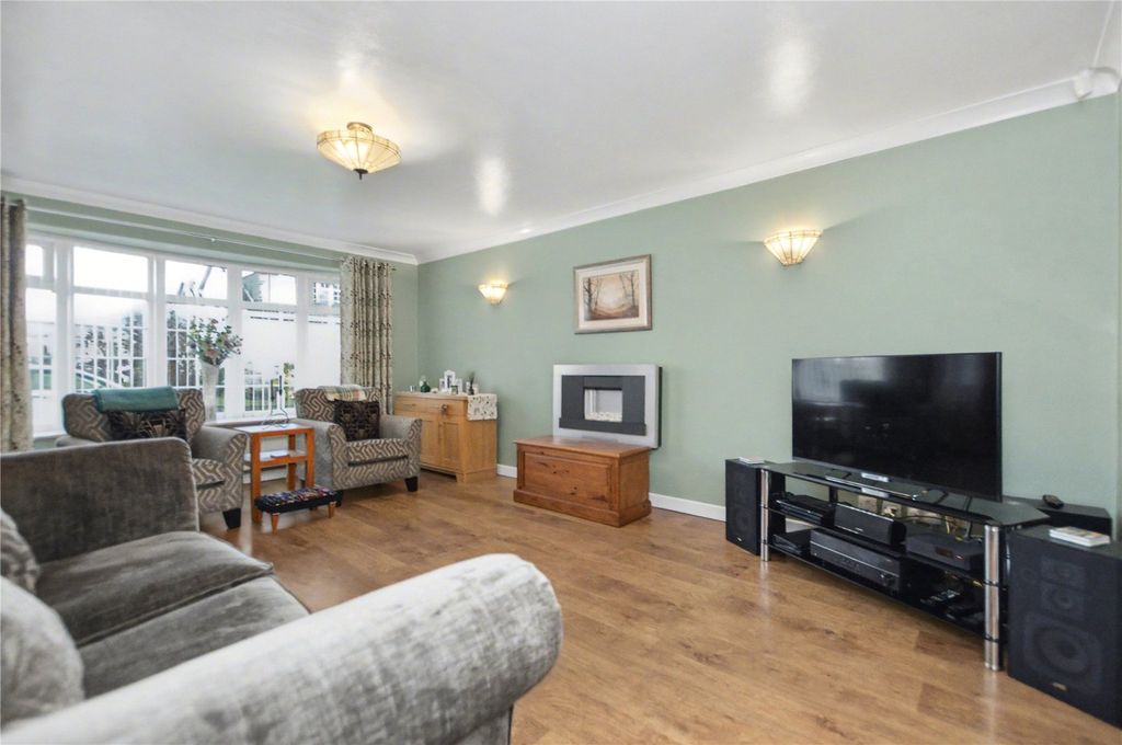 Property photo 2 of 20 Picture No. 05