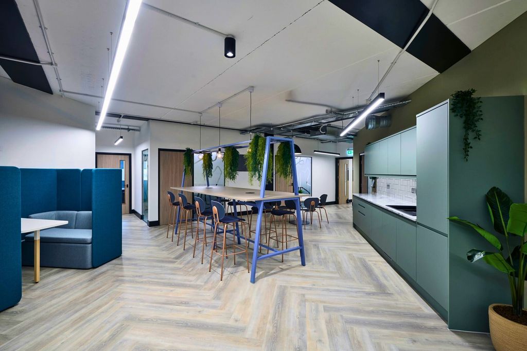 Property photo 2 of 6