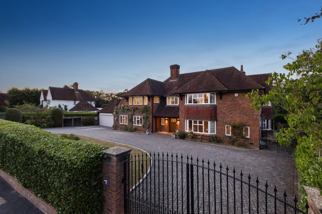 Property photo 1 of 28 Picture No. 74
