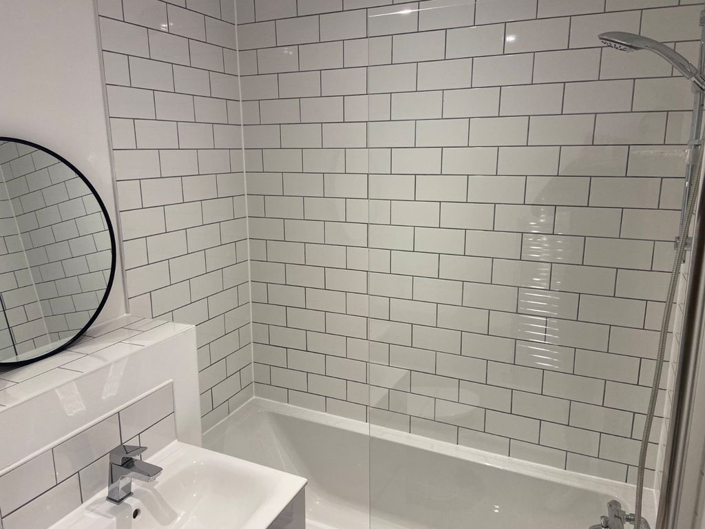 Property photo 3 of 7 Picture No. 02