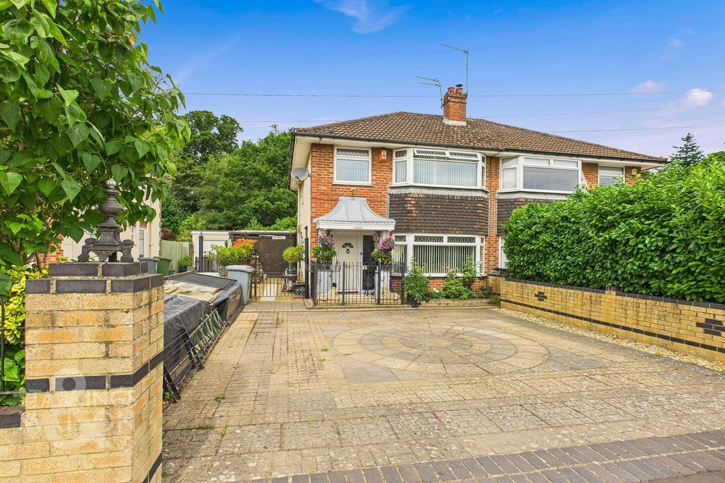 Property photo 1 of 29