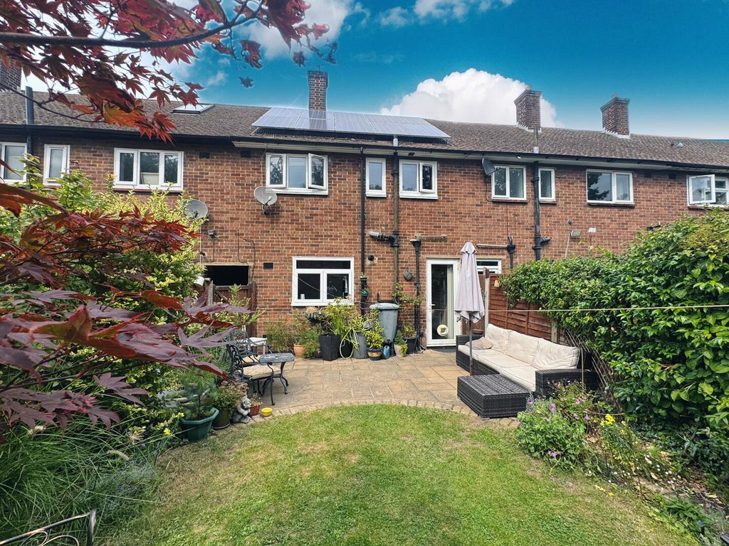 Property photo 3 of 32